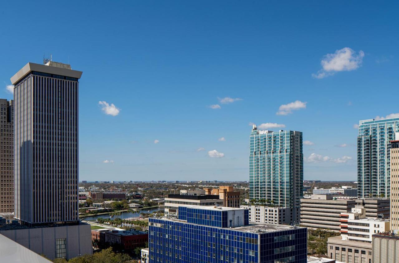 Hyatt Place Tampa Downtown Bagian luar foto